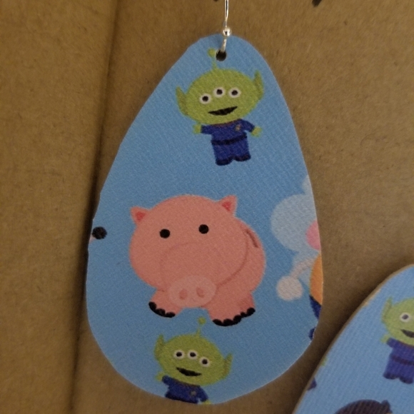 HANDMADE Printed vintage Toy earrings!! - Picture 6 of 8